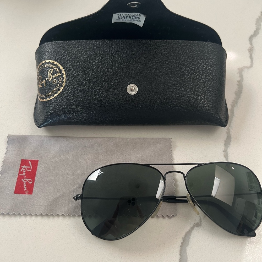 Ray Ban Black Aviators